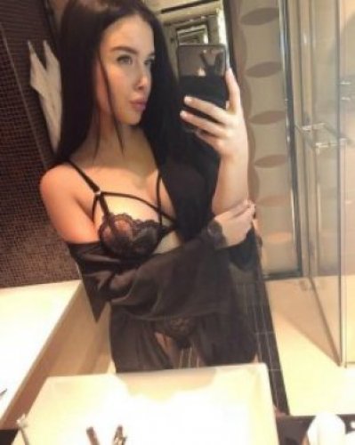 Индивидуалка Даша есть полчасика