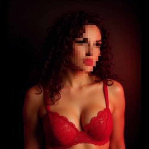 Индивидуалка MIA